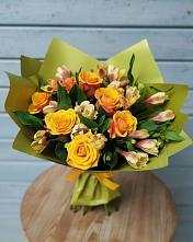 Букет цветов из:  Альстромерии и Розы в Менделеево