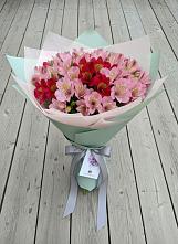 Букет цветов из:  Альстромерии в Менделеево