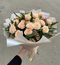 Букет Кремовые розы Латте в Менделеево