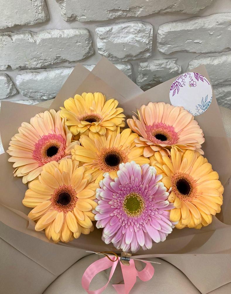 Букет цветов из: Герберы в Менделеево