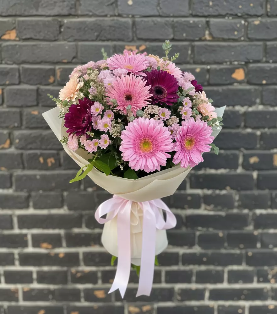 Букет цветов из: Герберы и Хризантемы в Менделеево