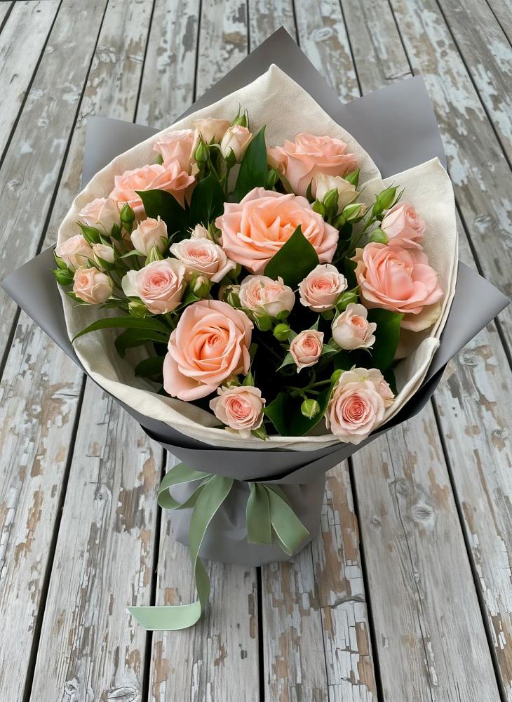 Букет цветов из: Розы в Менделеево