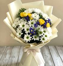 Букет цветов из:  Ирисы, Хризантемы и Розы #REPLACE_PRED# Менделеево