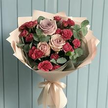 Букет цветов из:  Гвоздики и Розы в Менделеево
